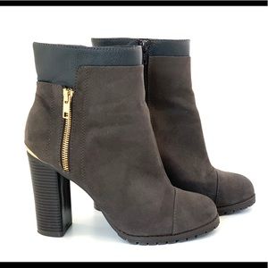 Juicy couture bootie size 7.5